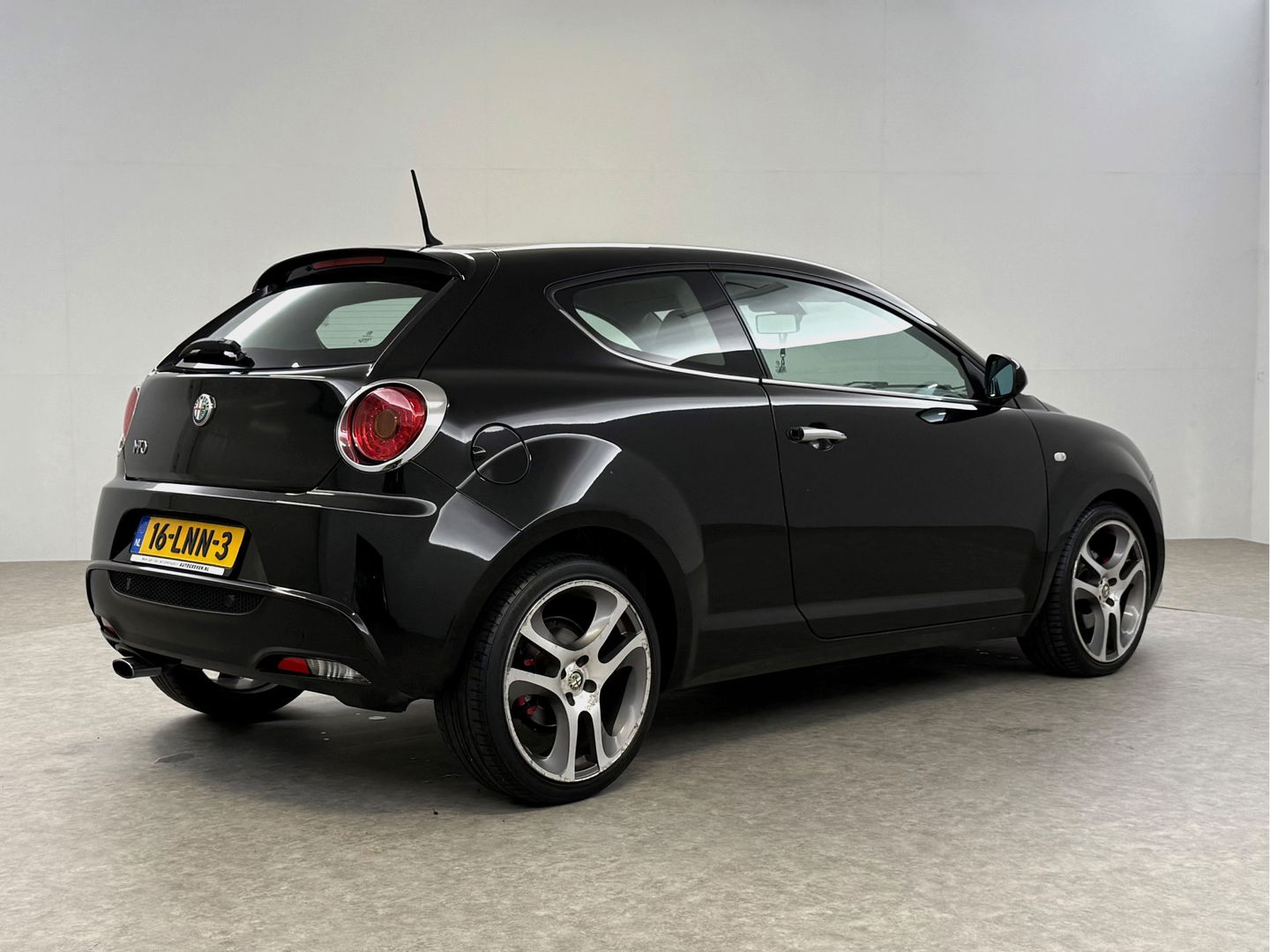 Alfa Romeo MiTo 1.4 T Distinctive | Climate | Cruise | Parkeersens. | Leder