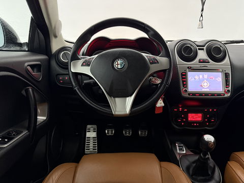 Alfa Romeo MiTo 1.4 T Distinctive | Climate | Cruise | Parkeersens. | Leder