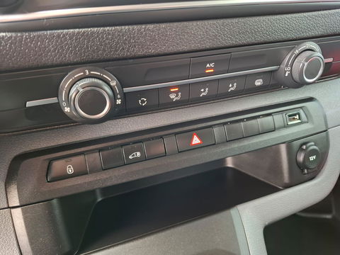 Citroën Jumpy 1.5 BlueHDI 100 XS Club AIRCO / CARPLAY / NAVI / CRUISE CONTROLE / DUBBELE SCHUIFDEUR