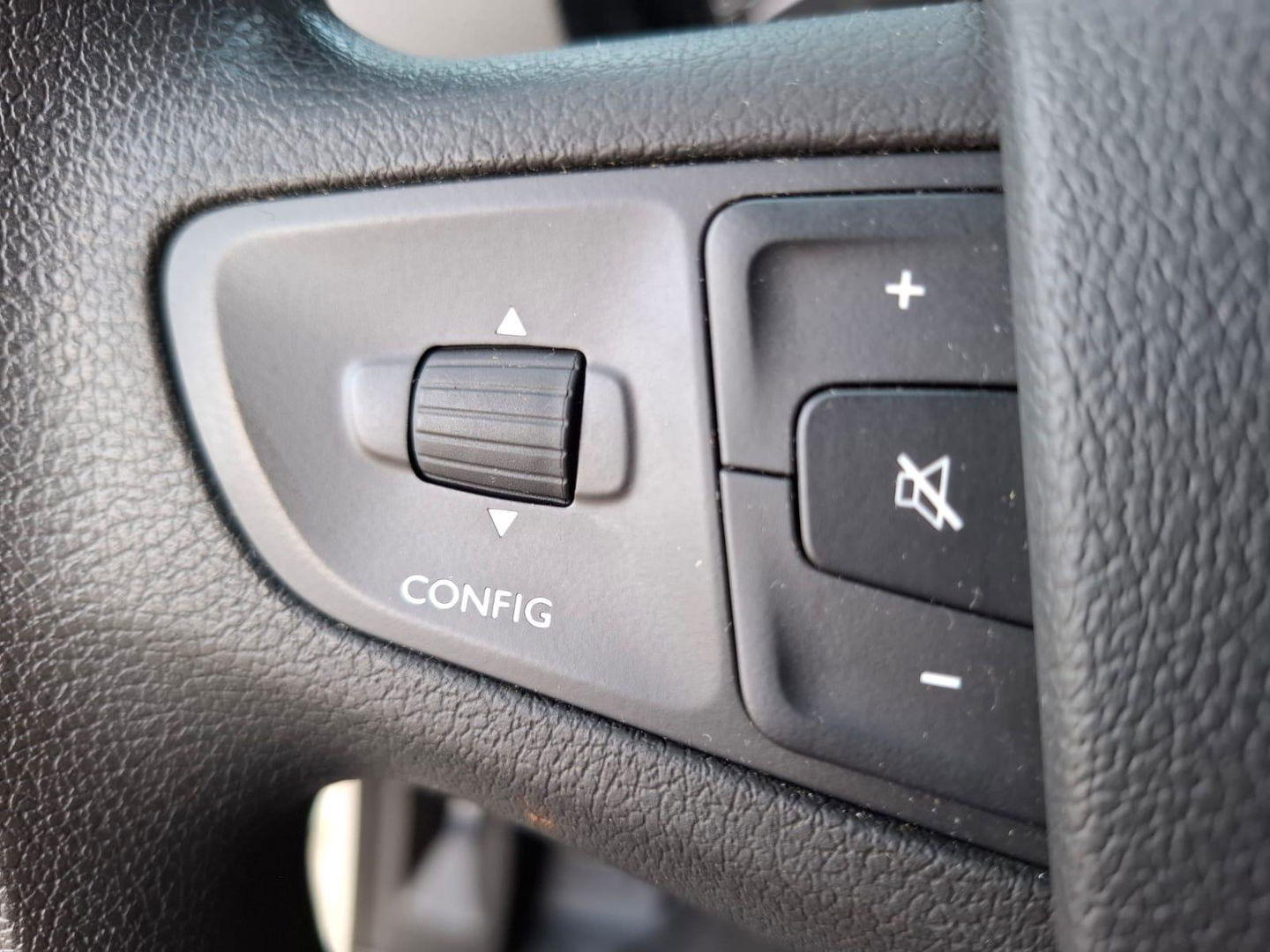 Citroën Jumpy 1.5 BlueHDI 100 XS Club AIRCO / CARPLAY / NAVI / CRUISE CONTROLE / DUBBELE SCHUIFDEUR