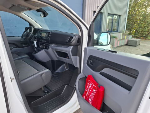Citroën Jumpy 1.5 BlueHDI 100 XS Club AIRCO / CARPLAY / NAVI / CRUISE CONTROLE / DUBBELE SCHUIFDEUR