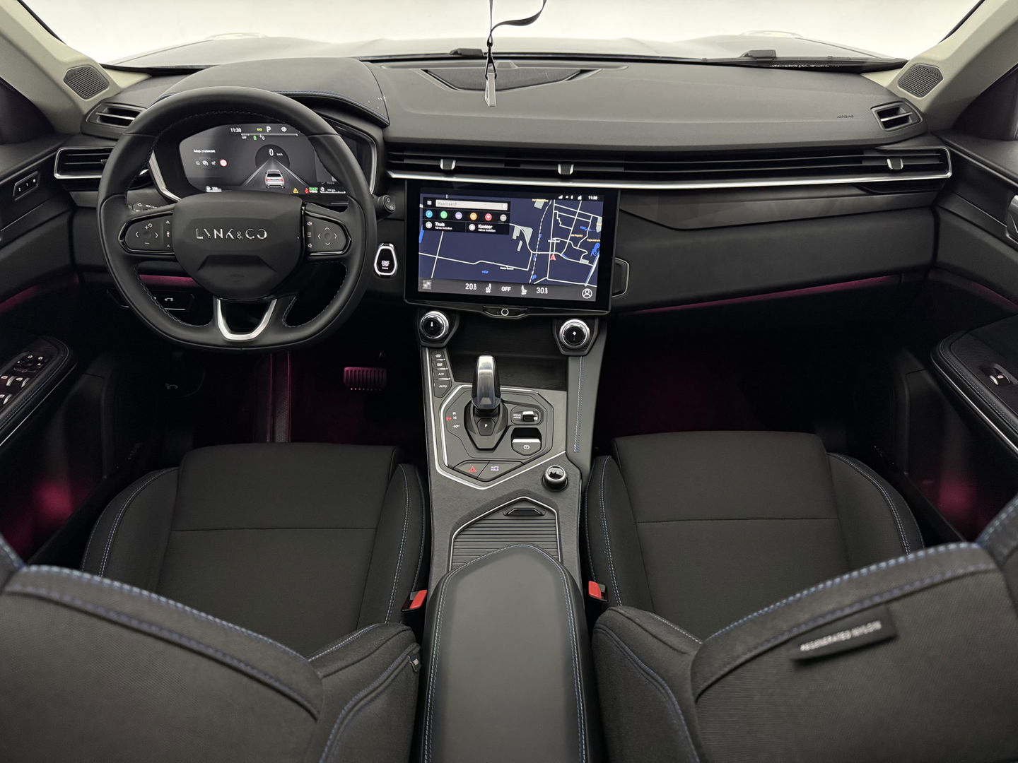 Lynk Co 01 1.5  | Pano | 360° | Virtual | Sfeerverl. | Memory | LED | Carplay | Adaptive Cruise