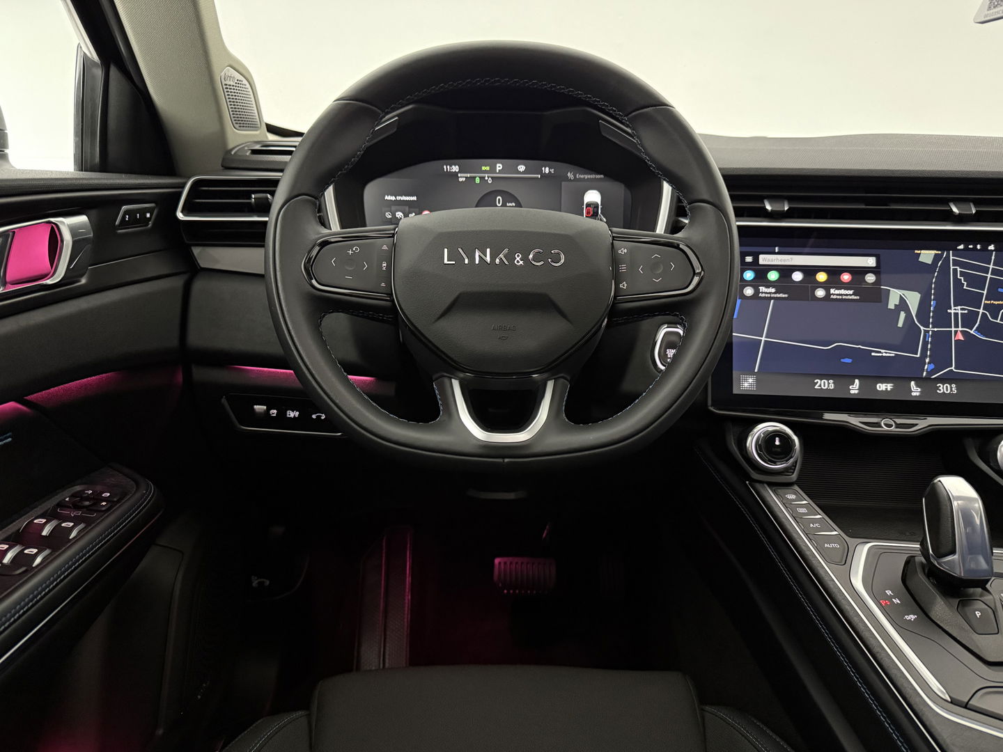 Lynk Co 01 1.5  | Pano | 360° | Virtual | Sfeerverl. | Memory | LED | Carplay | Adaptive Cruise