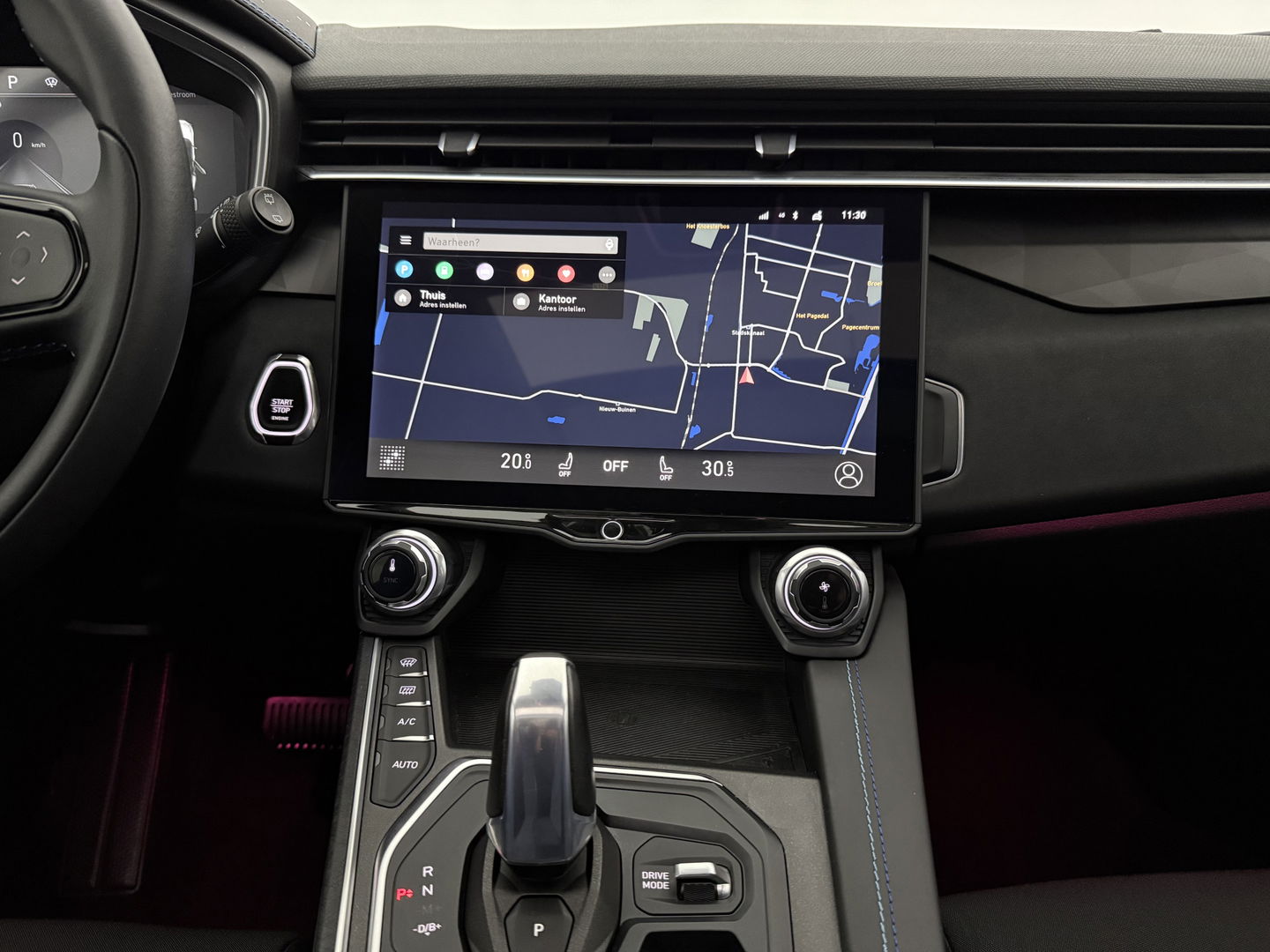 Lynk Co 01 1.5  | Pano | 360° | Virtual | Sfeerverl. | Memory | LED | Carplay | Adaptive Cruise