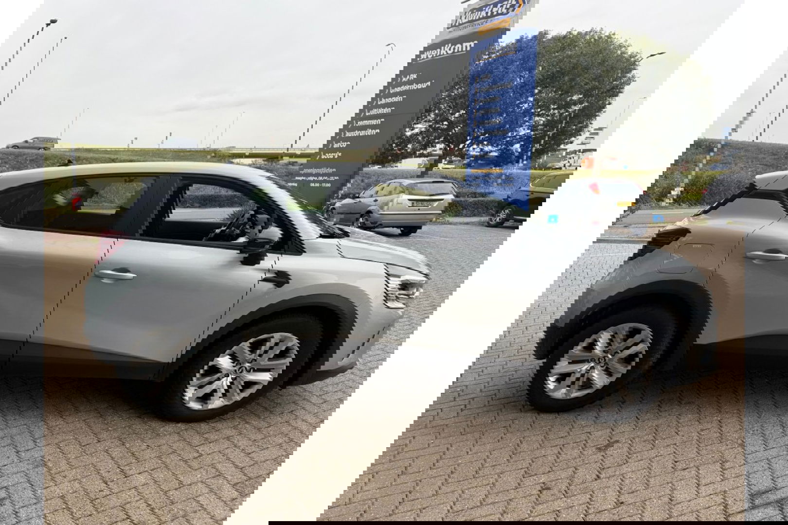 Renault Captur 1.0 TCE 90 EQUILIBRE NAVI PDC STOELVW CARPLAY