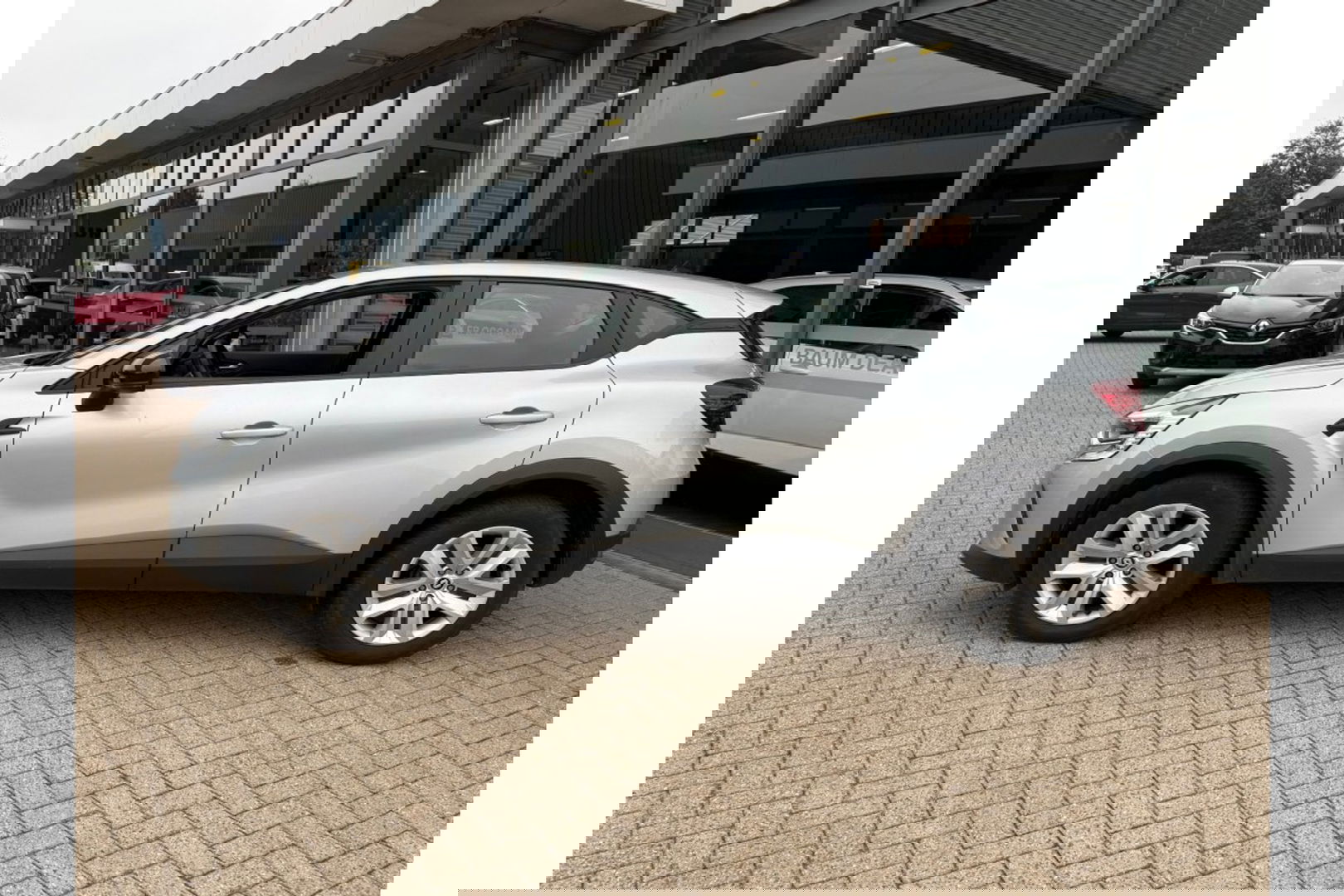 Renault Captur 1.0 TCE 90 EQUILIBRE NAVI PDC STOELVW CARPLAY