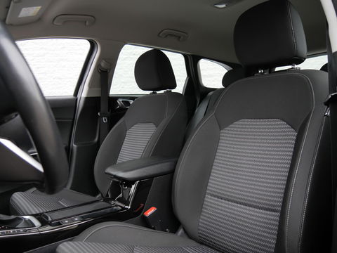 Kia Ceed Sportswagon PHEV DYNAMICLINE/ WINTER PAKKET/ CAMERA/ CARPLAY