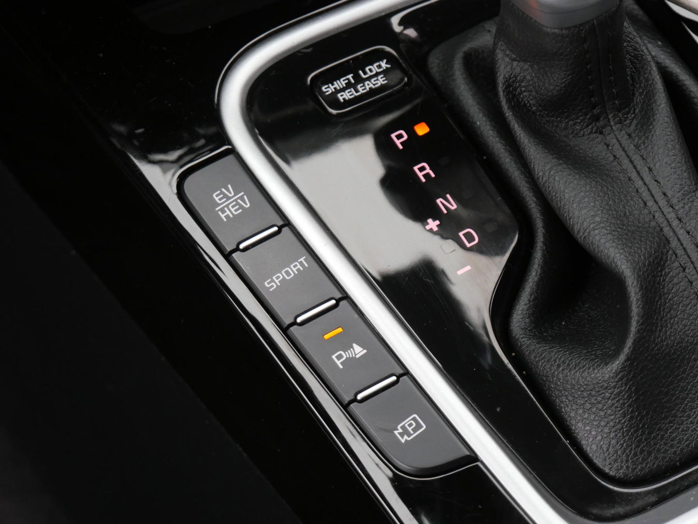 Kia Ceed Sportswagon PHEV DYNAMICLINE/ WINTER PAKKET/ CAMERA/ CARPLAY