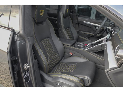 Lamborghini Urus 4.0 V8 650pk Panoramadak NLauto 4-seat config Carbon Bang&Olufsen 4-wielsturing Massage Stoelkoeling 23" LMV