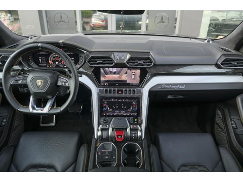 Lamborghini Urus 4.0 V8 650pk Panoramadak NLauto 4-seat config Carbon Bang&Olufsen 4-wielsturing Massage Stoelkoeling 23" LMV