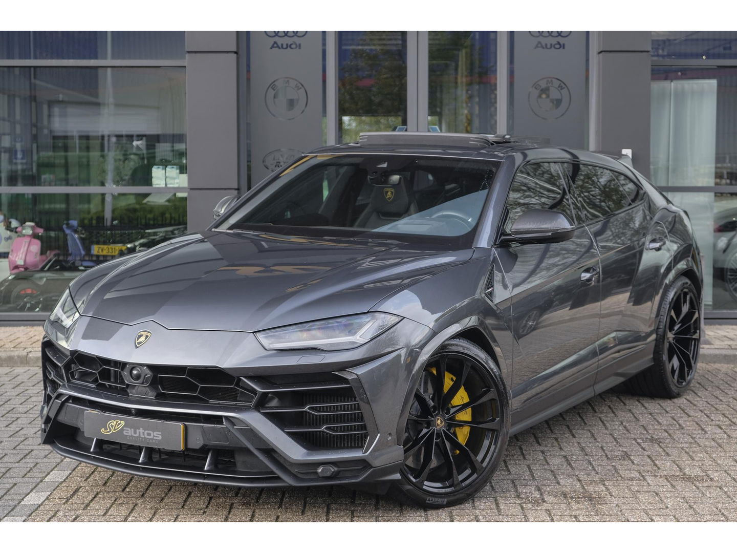 Lamborghini Urus 4.0 V8 650pk Panoramadak NLauto 4-seat config Carbon Bang&Olufsen 4-wielsturing Massage Stoelkoeling 23" LMV