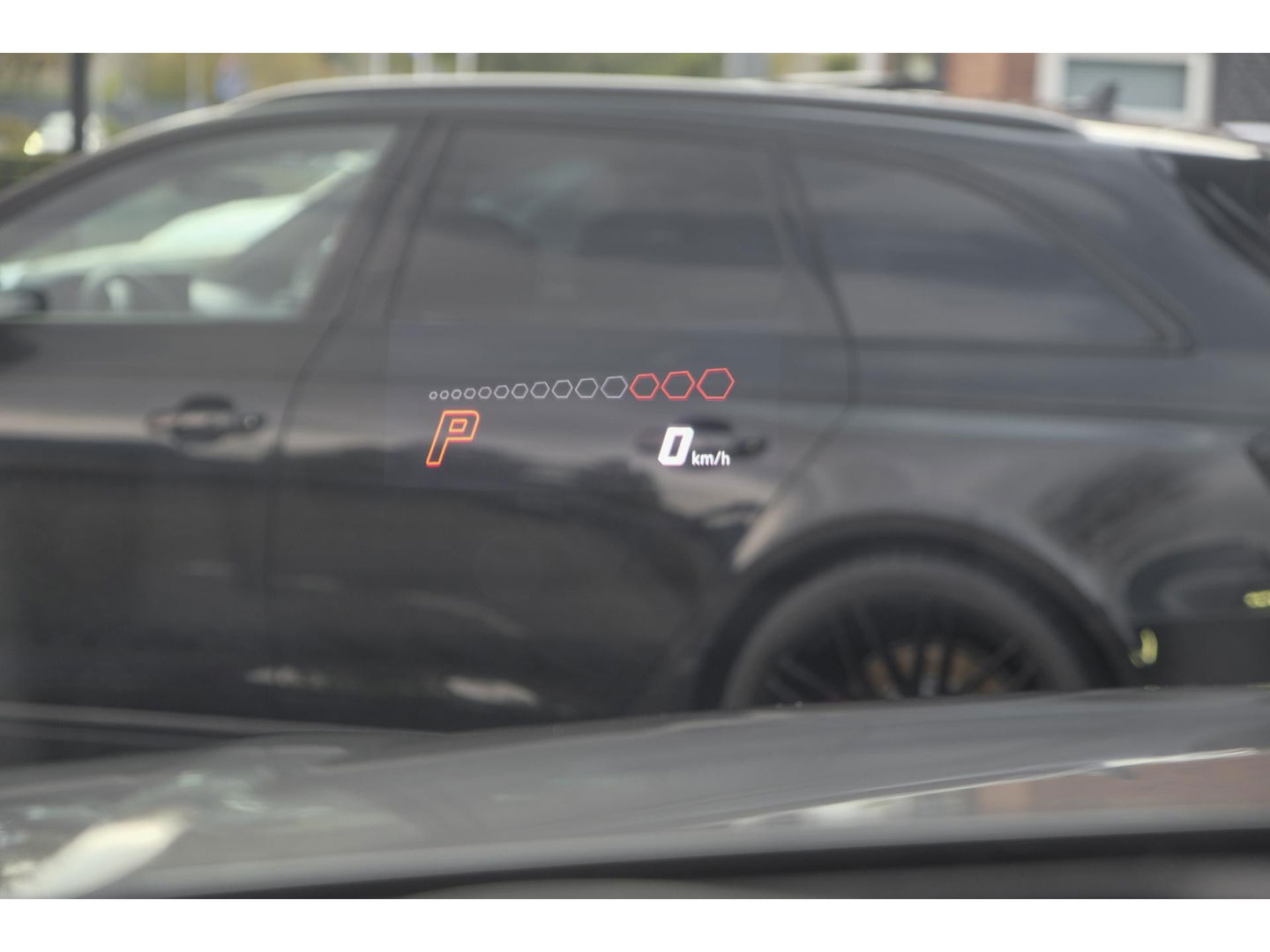Lamborghini Urus 4.0 V8 650pk Panoramadak NLauto 4-seat config Carbon Bang&Olufsen 4-wielsturing Massage Stoelkoeling 23" LMV