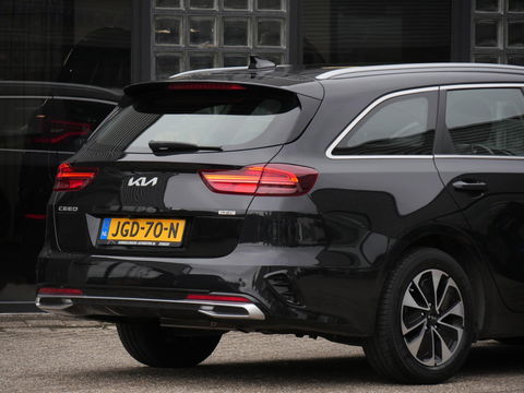 Kia Ceed Sportswagon PHEV DYNAMICLINE/ WINTER PAKKET/ CAMERA/ CARPLAY