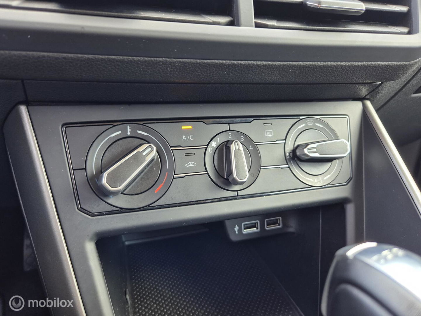 Volkswagen Polo 1.0 TSI Comfortline, DSG, Navi, Carplay, NAP