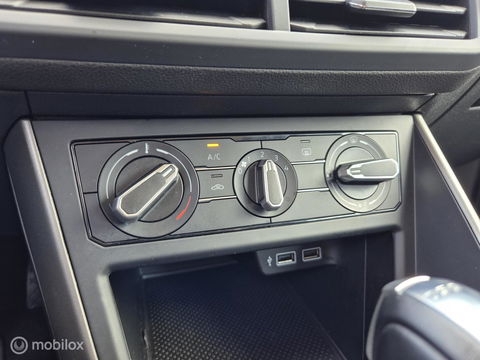 Volkswagen Polo 1.0 TSI Comfortline, DSG, Navi, Carplay, NAP
