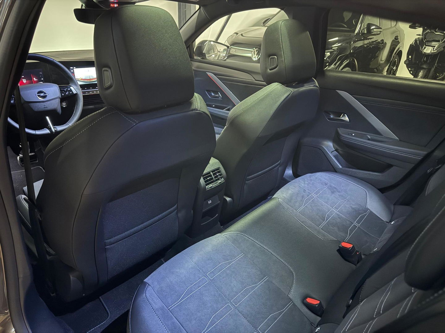 Opel Astra 1.2 Turbo GS PANO 360' MEMORY VOL'