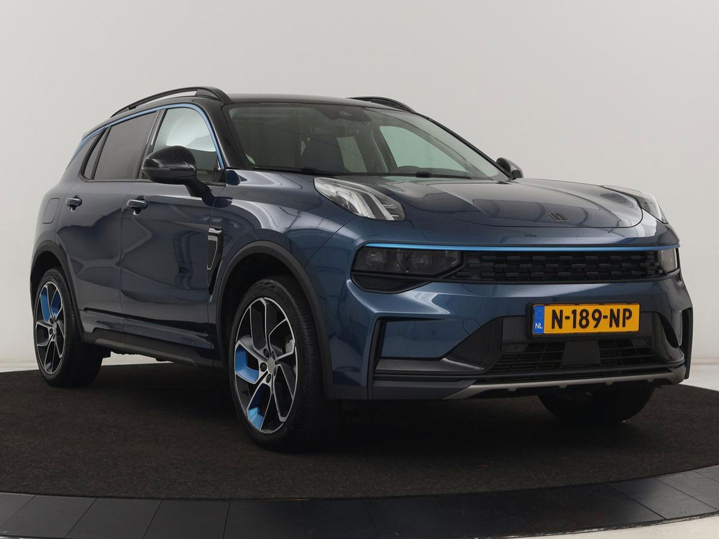 Lynk & Co 01 1.5 Plug In | Panoramadak | Infinity by Harman | Camera | Adaptive cruise | Stoelverwarming | Carplay | Memory | Full LED | PHEV