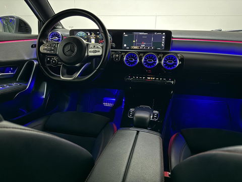 Mercedes-Benz A-Klasse 250 AMG Pano Sfeer 360° Burmester Navi Cruise