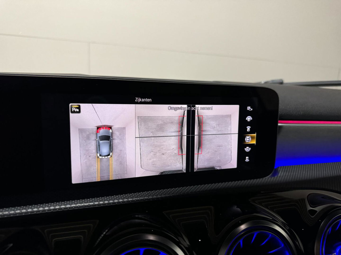 Mercedes-Benz A-Klasse 250 AMG Pano Sfeer 360° Burmester Navi Cruise