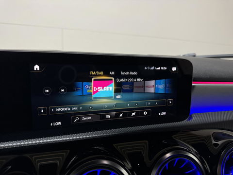 Mercedes-Benz A-Klasse 250 AMG Pano Sfeer 360° Burmester Navi Cruise
