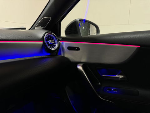 Mercedes-Benz A-Klasse 250 AMG Pano Sfeer 360° Burmester Navi Cruise
