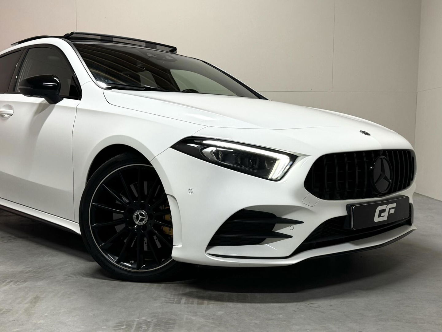 Mercedes-Benz A-Klasse 250 AMG Pano Sfeer 360° Burmester Navi Cruise