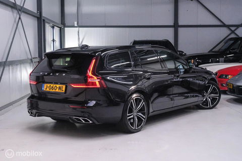 Volvo V60 2.0 T6 Recharge AWD R-Design 340 pk | Harman kardon | Adaptive | Stoel + stuurwiel verwarming | Trekhaak | DAB | LED | Memory |