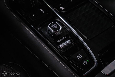 Volvo V60 2.0 T6 Recharge AWD R-Design 340 pk | Harman kardon | Adaptive | Stoel + stuurwiel verwarming | Trekhaak | DAB | LED | Memory |
