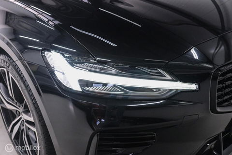 Volvo V60 2.0 T6 Recharge AWD R-Design 340 pk | Harman kardon | Adaptive | Stoel + stuurwiel verwarming | Trekhaak | DAB | LED | Memory |
