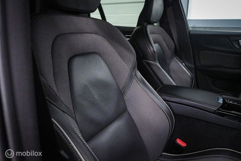 Volvo V60 2.0 T6 Recharge AWD R-Design 340 pk | Harman kardon | Adaptive | Stoel + stuurwiel verwarming | Trekhaak | DAB | LED | Memory |