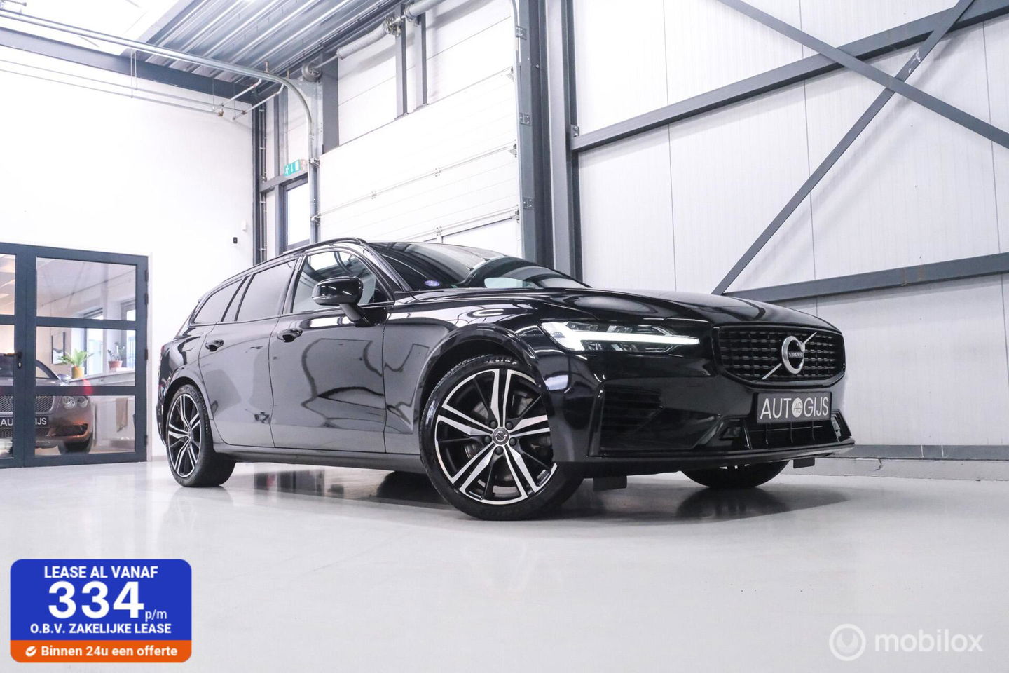 Volvo V60 2.0 T6 Recharge AWD R-Design 340 pk | Harman kardon | Adaptive | Stoel + stuurwiel verwarming | Trekhaak | DAB | LED | Memory |