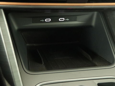 CUPRA Formentor 1.4 e-Hybrid VZ | 245pk | Stoel & stuurverwarming | 360 Camera | Carplay | Adaptive cruise | Navigatie | Sfeerverlichting | Keyless | Full LED | PHEV | Plug In