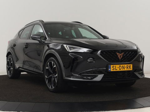 CUPRA Formentor 1.4 e-Hybrid VZ | 245pk | Stoel & stuurverwarming | 360 Camera | Carplay | Adaptive cruise | Navigatie | Sfeerverlichting | Keyless | Full LED | PHEV | Plug In