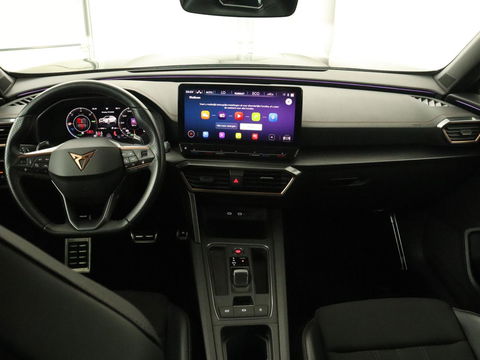 CUPRA Formentor 1.4 e-Hybrid VZ | 245pk | Stoel & stuurverwarming | 360 Camera | Carplay | Adaptive cruise | Navigatie | Sfeerverlichting | Keyless | Full LED | PHEV | Plug In