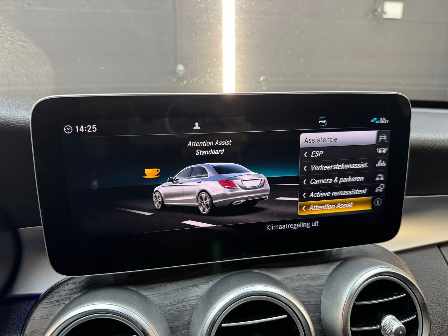 Mercedes-Benz C-Klasse 180 AMG Premium+ Pano|Keyless|Burmester
