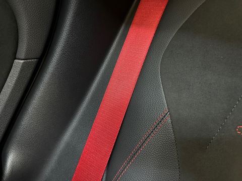 Mercedes-Benz GLA AMG 35 4M Pano|Memory|HuD|Carbon|VOL