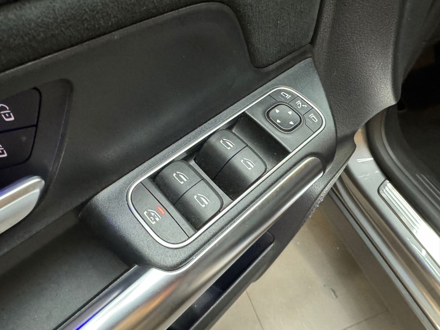 Mercedes-Benz GLA AMG 35 4M Pano|Memory|HuD|Carbon|VOL