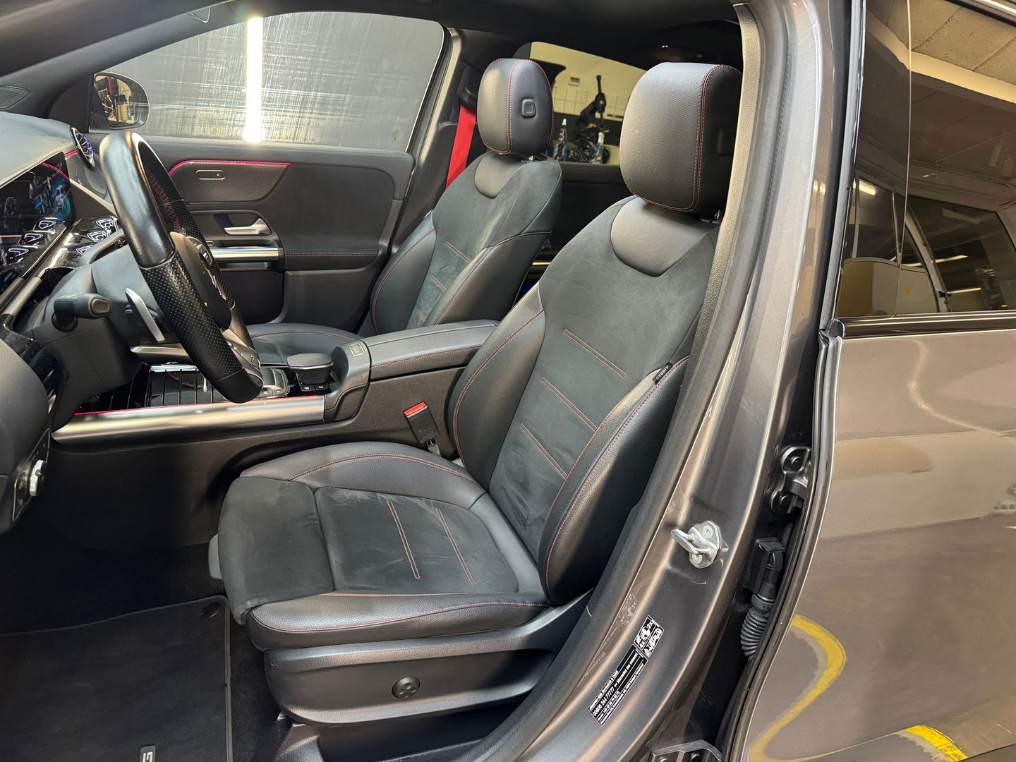 Mercedes-Benz GLA AMG 35 4M Pano|Memory|HuD|Carbon|VOL