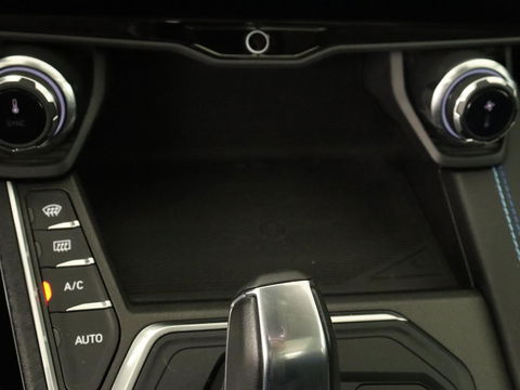Lynk & Co 01 1.5 Plug In | Panoramadak | Infinity by Harman | Camera | Adaptive cruise | Stoelverwarming | Carplay | Memory | Full LED | PHEV