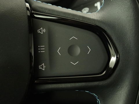 Lynk & Co 01 1.5 Plug In | Panoramadak | Infinity by Harman | Camera | Adaptive cruise | Stoelverwarming | Carplay | Memory | Full LED | PHEV