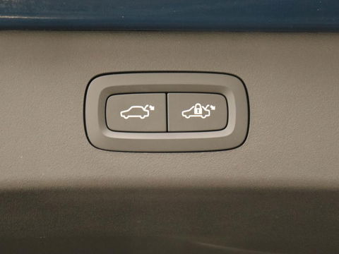 Lynk & Co 01 1.5 Plug In | Panoramadak | Infinity by Harman | Camera | Adaptive cruise | Stoelverwarming | Carplay | Memory | Full LED | PHEV