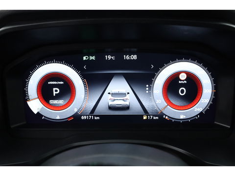 Nissan QASHQAI 1.3 MHEV Xtronic Business Premium | Trekhaak | Pano | 360cam | CarPlay | Keyless | Adapt. Cruise