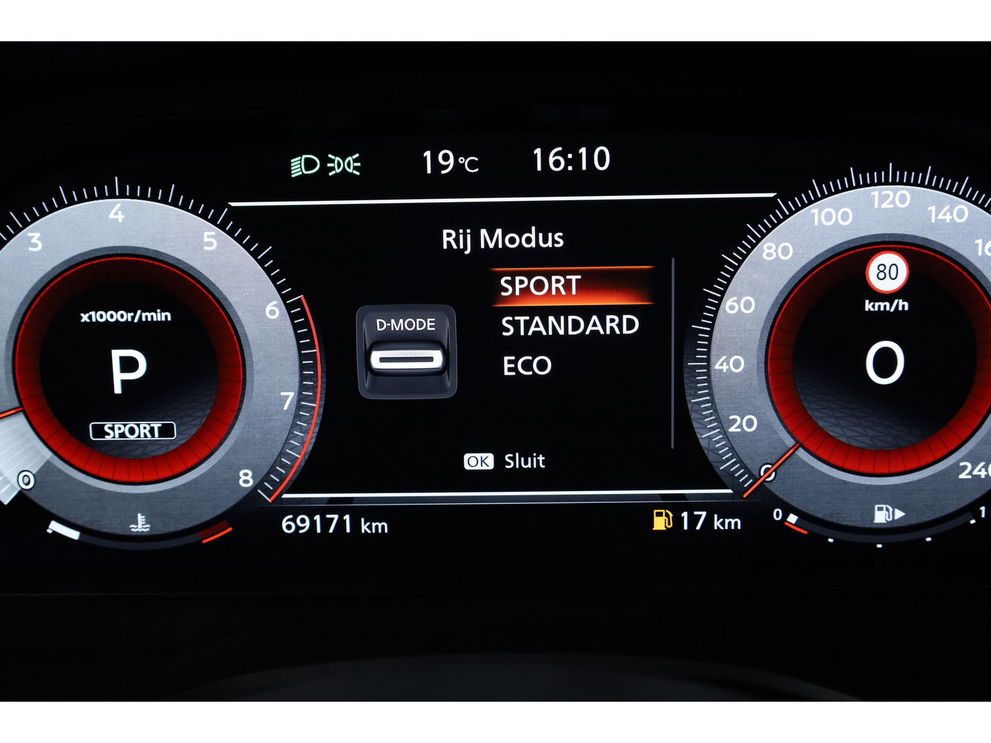 Nissan QASHQAI 1.3 MHEV Xtronic Business Premium | Trekhaak | Pano | 360cam | CarPlay | Keyless | Adapt. Cruise