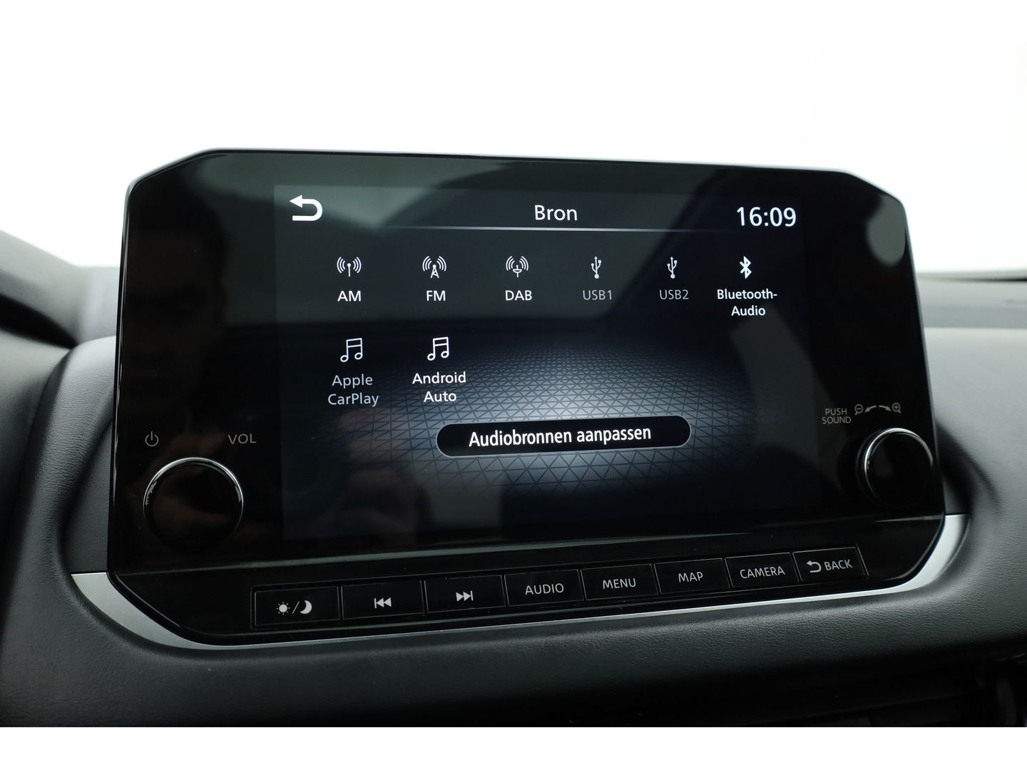 Nissan QASHQAI 1.3 MHEV Xtronic Business Premium | Trekhaak | Pano | 360cam | CarPlay | Keyless | Adapt. Cruise