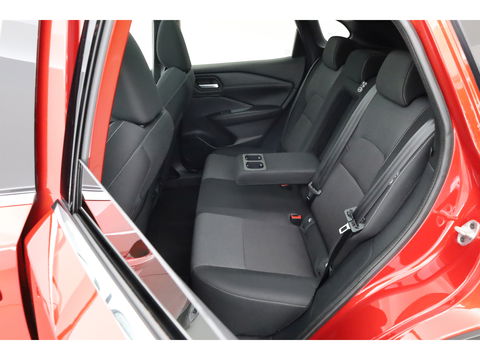 Nissan QASHQAI 1.3 MHEV Xtronic Business Premium | Trekhaak | Pano | 360cam | CarPlay | Keyless | Adapt. Cruise