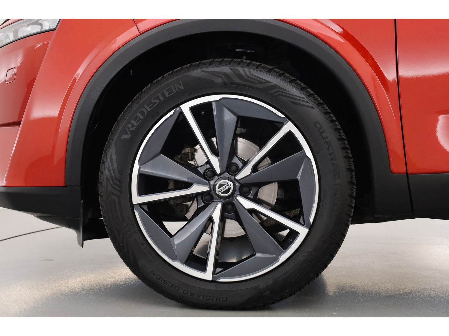 Nissan QASHQAI 1.3 MHEV Xtronic Business Premium | Trekhaak | Pano | 360cam | CarPlay | Keyless | Adapt. Cruise