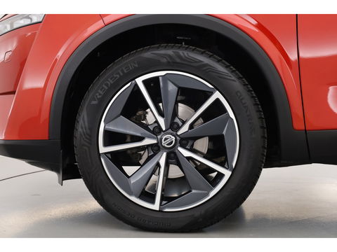 Nissan QASHQAI 1.3 MHEV Xtronic Business Premium | Trekhaak | Pano | 360cam | CarPlay | Keyless | Adapt. Cruise