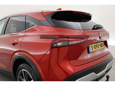 Nissan QASHQAI 1.3 MHEV Xtronic Business Premium | Trekhaak | Pano | 360cam | CarPlay | Keyless | Adapt. Cruise