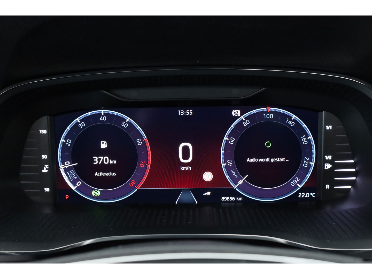 Škoda Octavia Combi 1.5 e-TSI Sport Business | Adapt. Cruise | Pano | CarPlay | Massage | Keyless | Trekhaak 1500 kg  | 4 Seasons