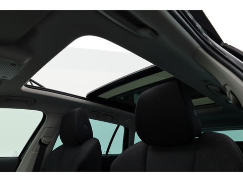 Škoda Octavia Combi 1.5 e-TSI Sport Business | Adapt. Cruise | Pano | CarPlay | Massage | Keyless | Trekhaak 1500 kg  | 4 Seasons